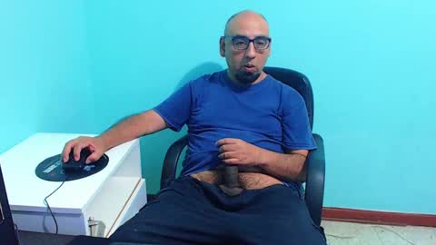 arnelux72 online show from 2, 2, 2025