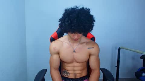 Snapshot of arnold_black69 chatting on 23, 9, 2025 arnold black online show from 23, 9, 2025