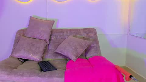 Snapshot of arohomlester_ chatting on 12, 6, 2026 ARON online show from 12, 6, 2026