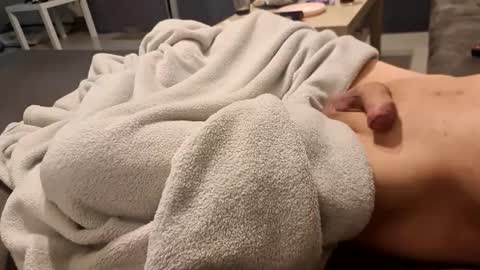 Snapshot of arok73 chatting on 21, 12, 2025 Arok online show from 21, 12, 2025