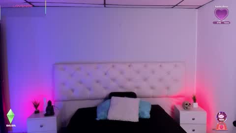 Aron cruz  online show from 17, 10, 2025