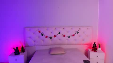 Aron cruz  online show from 2, 12, 2025