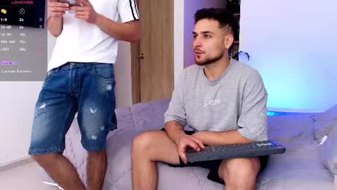 Aron Santoro online show from 5, 7, 2026