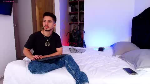Aron Santoro online show from 20, 7, 2026