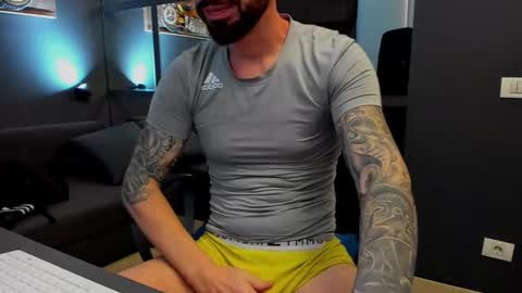 AronGrant online show from 6, 2, 2026