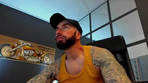 Snapshot of arongrant chatting on 2, 5, 2026 AronGrant online show from 2, 5, 2026