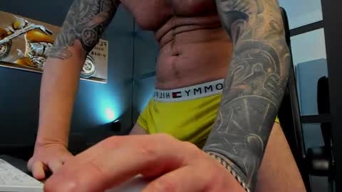 Snapshot of arongrant chatting on 3, 5, 2026 AronGrant online show from 3, 5, 2026