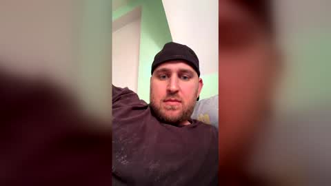 Snapshot of aronion1234 chatting on 7, 7, 2026 Matthew online show from 7, 7, 2026