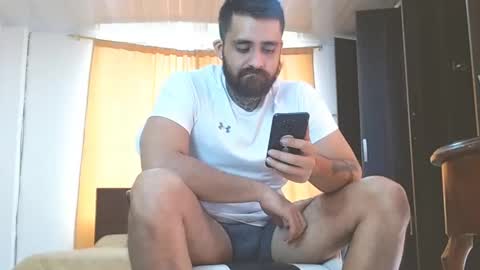 aronmiller online show from 25, 12, 2024