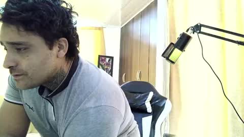 aronmiller online show from 7, 6, 2026