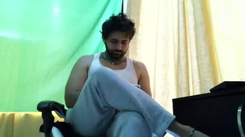Snapshot of aronmiller404 chatting on 11, 7, 2026 aronmiller online show from 11, 7, 2026