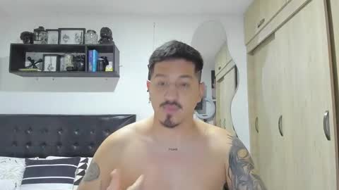 ARON  Independent model  online show from 3, 11, 2025