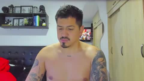 ARON  Independent model  online show from 21, 2, 2026