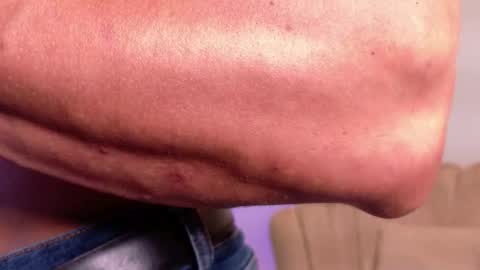   online show from 27, 2, 2026