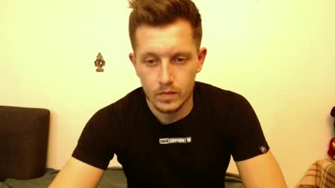 arromwilliam90 online show from 22, 1, 2025