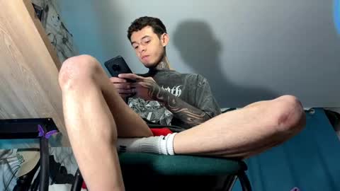   online show from 22, 1, 2025