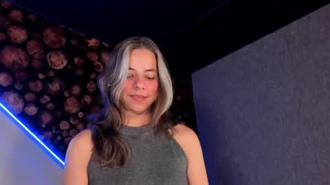 Snapshot of artemisablake chatting on 8, 3, 2025 artemisablake online show from 8, 3, 2025