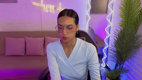 artemiss_tay online show from 23, 9, 2025