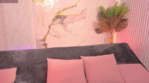 Snapshot of artemiss_tay chatting on 10, 5, 2026 artemiss_tay online show from 10, 5, 2026
