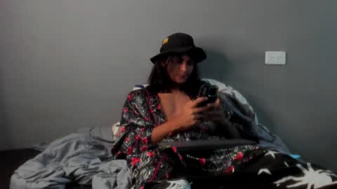 Snapshot of arthur_hunter chatting on 7, 2, 2025 I AM HERE online show from 7, 2, 2025