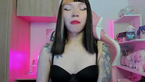 Lenna online show from 15, 11, 2025