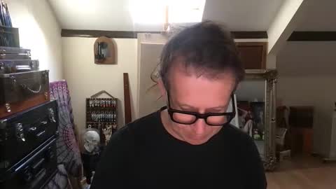 artisterotic online show from 28, 10, 2025