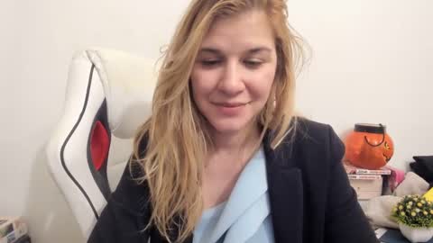 MIA online show from 1, 3, 2025