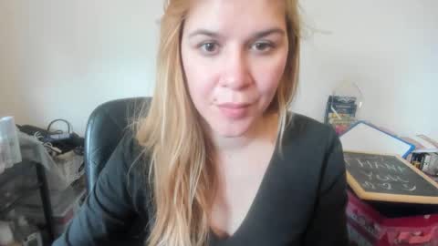 MIA online show from 15, 2, 2026