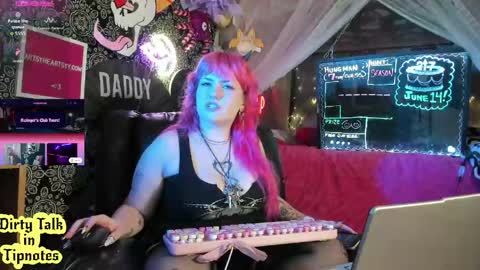 ArtsyHeartsyy online show from 5, 6, 2026