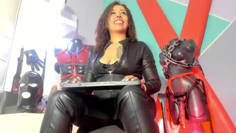 Snapshot of aryfox77 chatting on 8, 6, 2026 aryfox77 online show from 8, 6, 2026