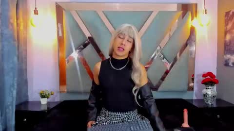 Asa Noir online show from 17, 12, 2025