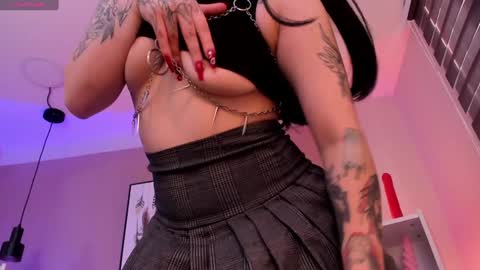 Asami  online show from 7, 12, 2024