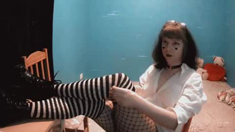 Ash online show from 1, 10, 2025