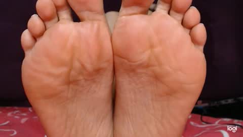 ashley online show from 6, 10, 2025