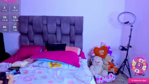Snapshot of ashelydainii chatting on 23, 12, 2024 Dainii INSTAGRAM MANELLYANGEL online show from 23, 12, 2024