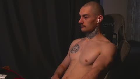 Snapshot of asher_88 chatting on 19, 6, 2026 Jerk Machine online show from 19, 6, 2026