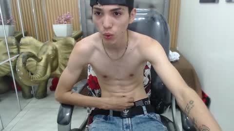 Snapshot of asher_costa chatting on 22, 4, 2026 Asher Costa online show from 22, 4, 2026