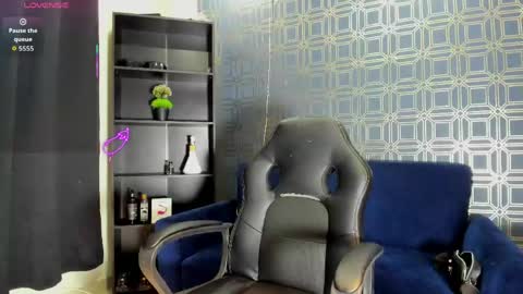 Snapshot of asher_lux chatting on 16, 5, 2026 Asher online show from 16, 5, 2026