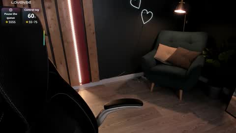 Ash online show from 19, 9, 2025