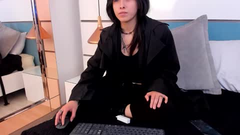 Ashkoreh online show from 8, 11, 2025