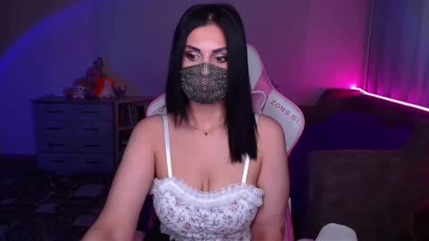   Yasmina   online show from 13, 2, 2025