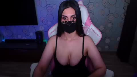 Snapshot of ashley__cooper__ chatting on 23, 7, 2026 Yasmina online show from 23, 7, 2026