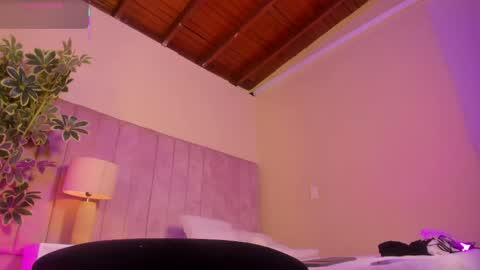 Snapshot of ashley_beaomunt chatting on 17, 4, 2026 ashley_beaomunt online show from 17, 4, 2026
