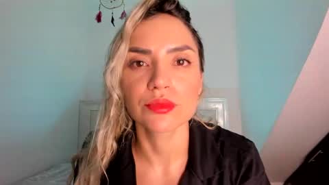 Snapshot of ashley_blair chatting on 25, 12, 2024 ashley_blair online show from 25, 12, 2024