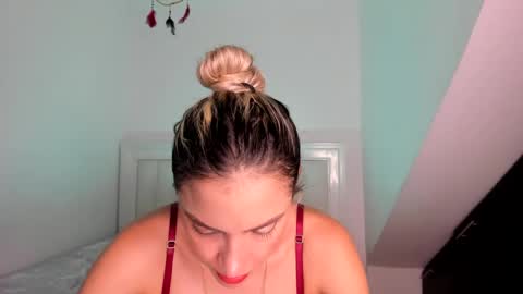 Snapshot of ashley_blair chatting on 29, 1, 2025 ashley_blair online show from 29, 1, 2025