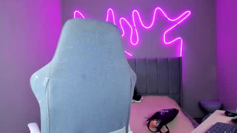 ASHLEY online show from 10, 10, 2025