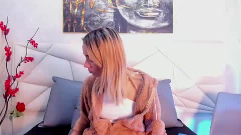 Snapshot of ashley_miller26 chatting on 10, 3, 2025 ashley_miller26 online show from 10, 3, 2025