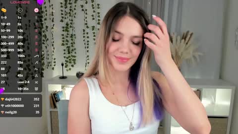 Ashley next stream on Sunday online show from 19, 1, 2025