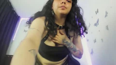 Ashley online show from 17, 12, 2025