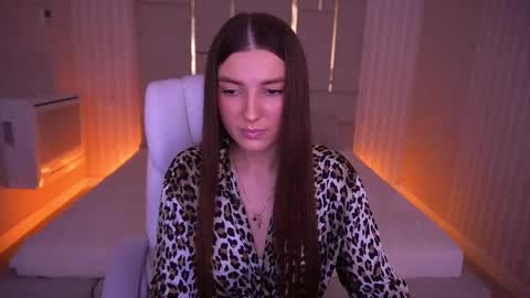 ashleybaee online show from 13, 11, 2025